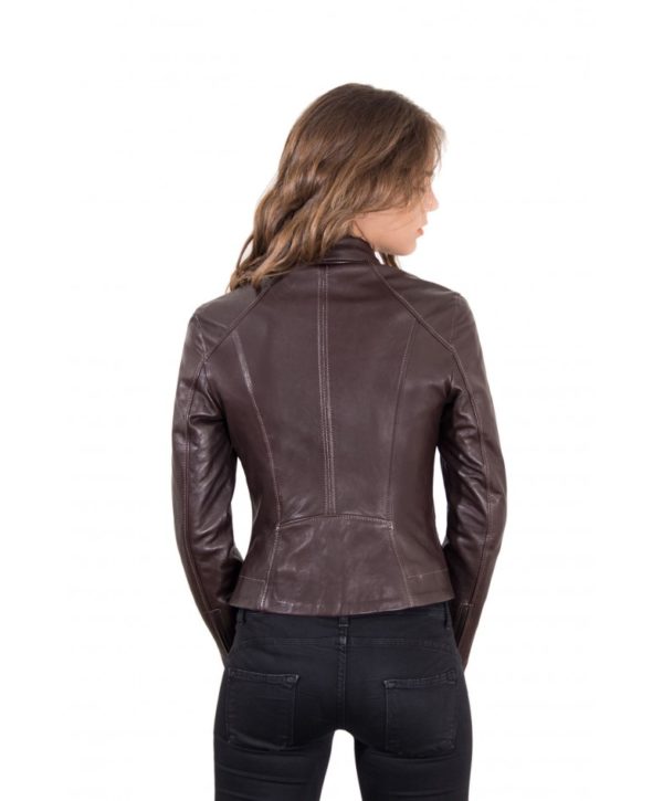 giacca-in-pelle-donna-modello-chiodo-biker-con-zip-trasversale-colore-testa-di-moro-kbc-collezione-donna-autunno-inverno (4)