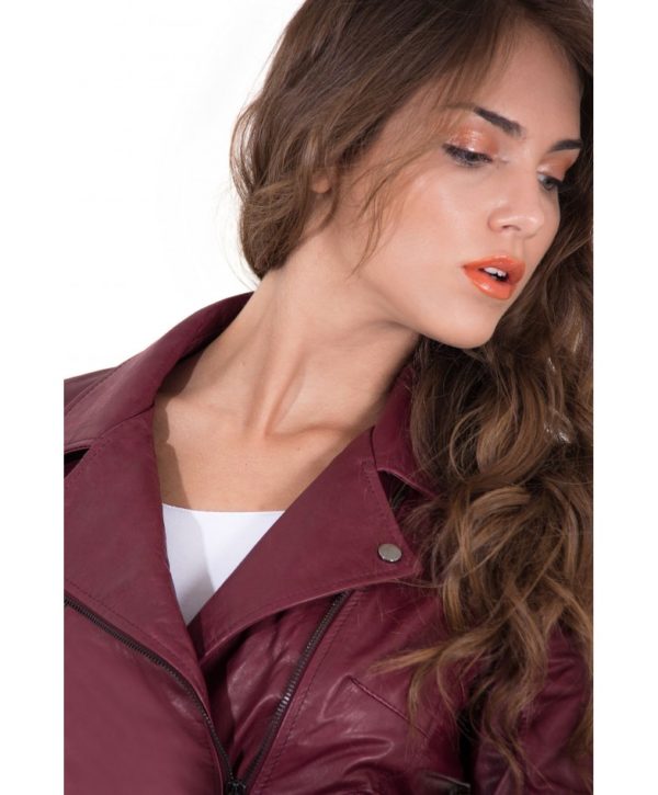 giacca-in-pelle-donna-modello-chiodo-biker-con-zip-trasversale-colore-vinaccio-kbc-collezione-donna-autunno-inverno (1)